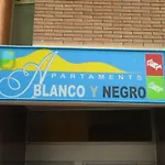 Blanco Y Negro 3* 료렛 드 마르